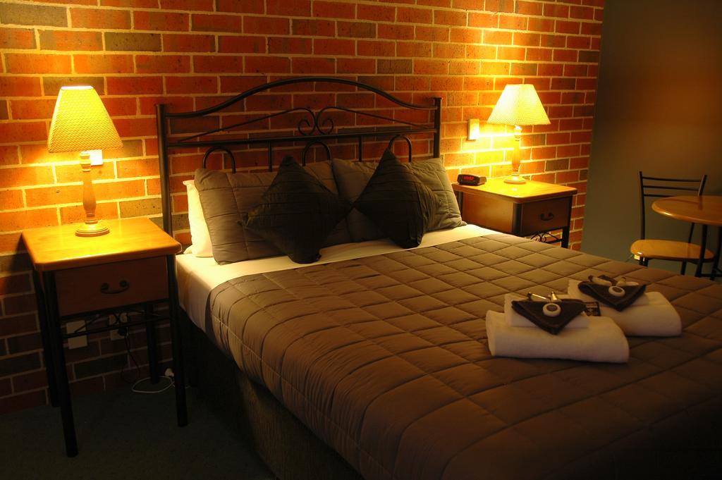 Motel Poachers Paradise 4*